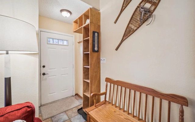 Winterpoint 20 2 Bedroom Townhouse by RedAwning