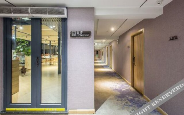 Jinjiang Metropolis Hotel (Sanya Bay Coconut Dream Corridor)