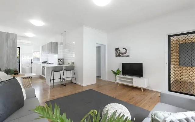 Prickly Pear Stays in Adamstown, 1-br