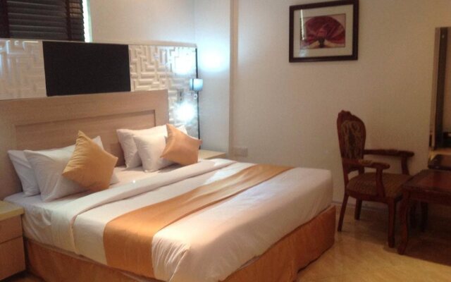 De Meros Hotel & Suites