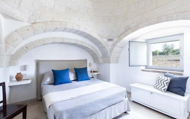 Trulli Gianpaolo - Enchanting 3 Bedroom Villa