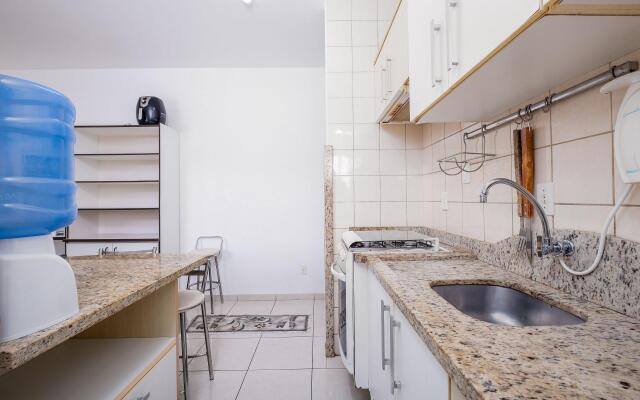 Bom apto p/ casais em Canasvieiras VDM1021