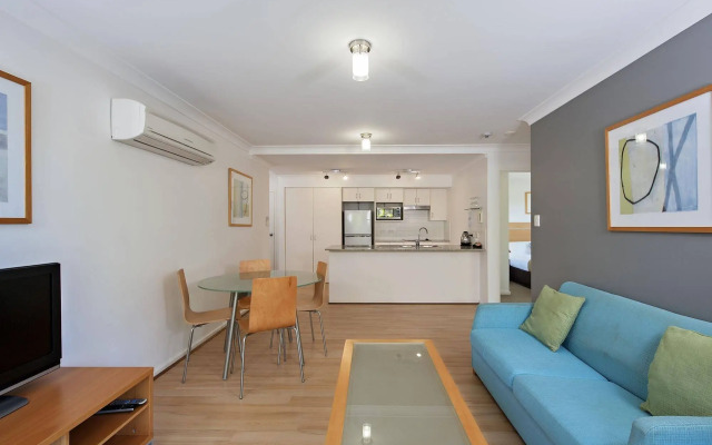 Shoal Bay Beachclub Apartments