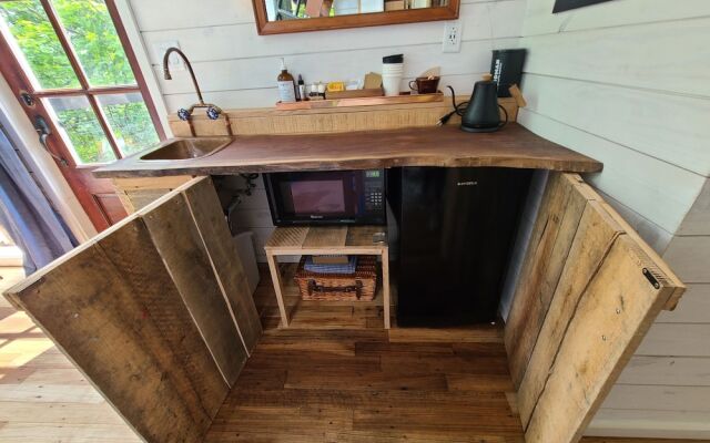 The Treetop Hideaways at Ruby Falls