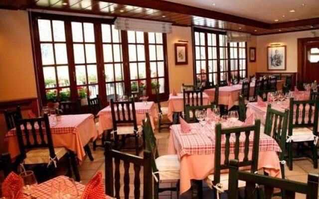 Hotel Villa de Torla
