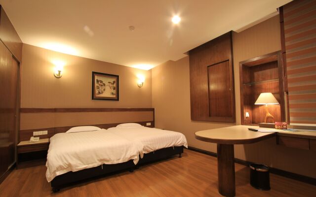 Ming Paragon Hotel & Spa