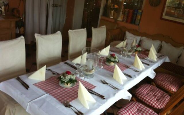 Hotel Restaurant Kaminstube