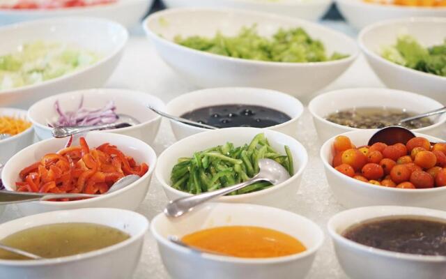 Avenzel Hotel & Convention Cibubur