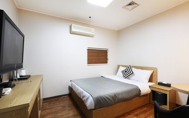 Sinpo Healing Motel