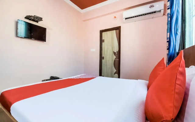 OYO 10337 Hotel Happy Journey