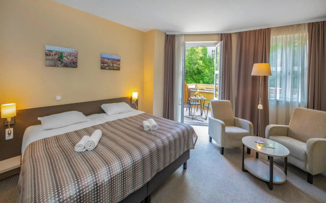 Corvin Hotel