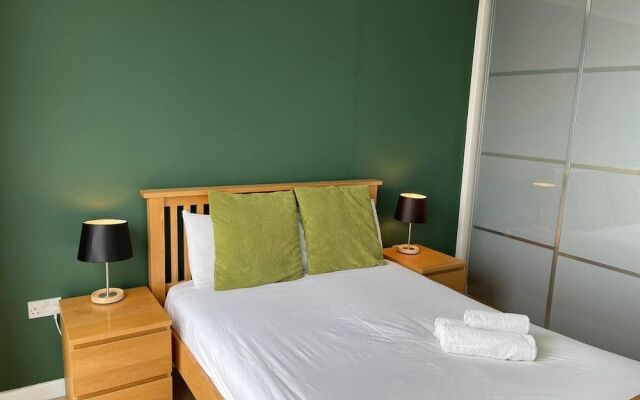 Milton Keynes City Center 2 bed