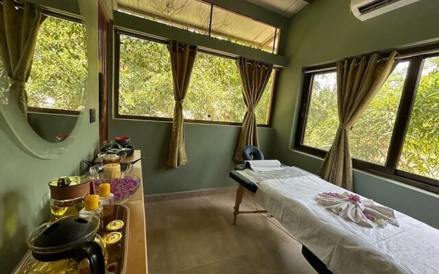 Tadoba Jungle Camp
