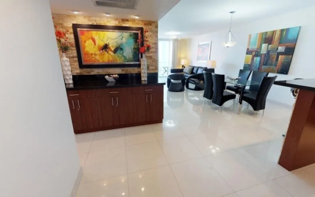 Luxury 2 Bedroom Ocean View Or1427