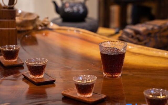 Ruyuan Mansion · Lijiang Naxi Style Garden