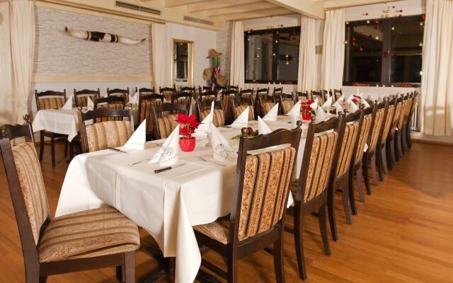 Steakhouse 27 HOTEL