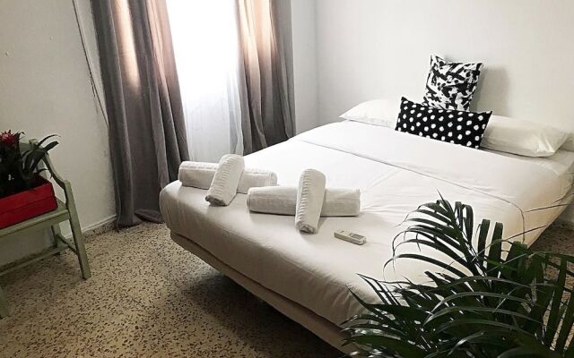 Gifsa Sevilla - Parque Alcosa