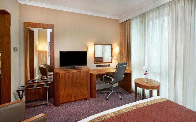 Crowne Plaza London Ealing by IHG