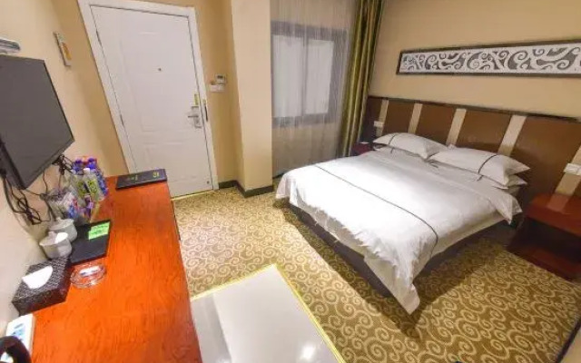 Jinjia Hotel (Lu'an High-speed Railway South Station)