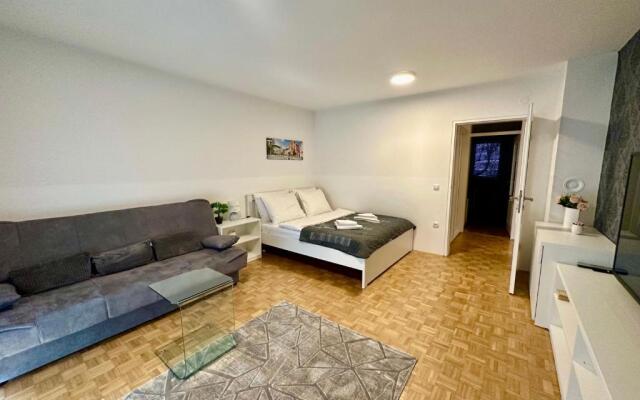 Clara Ljubljana Apartment