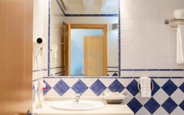 TUGASA Hotel Castillo de Castellar