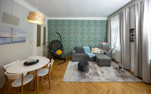 Astonishing luxury apartment near Schönbrunn and Westbahnhof