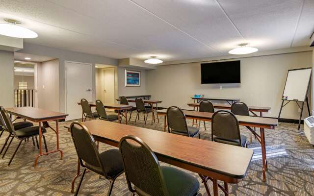 Comfort Suites Alpharetta/Roswell - Atlanta Area