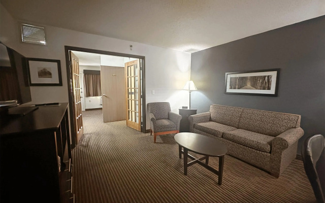 AmericInn by Wyndham Menominee