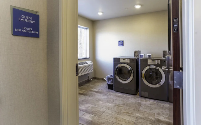 Cobblestone Inn & Suites - Brookville