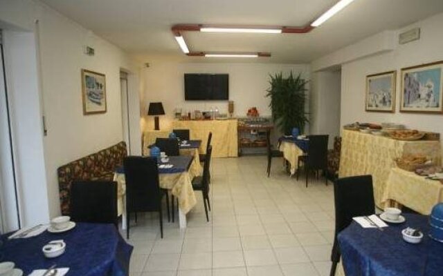 Hotel Rosa Meublè