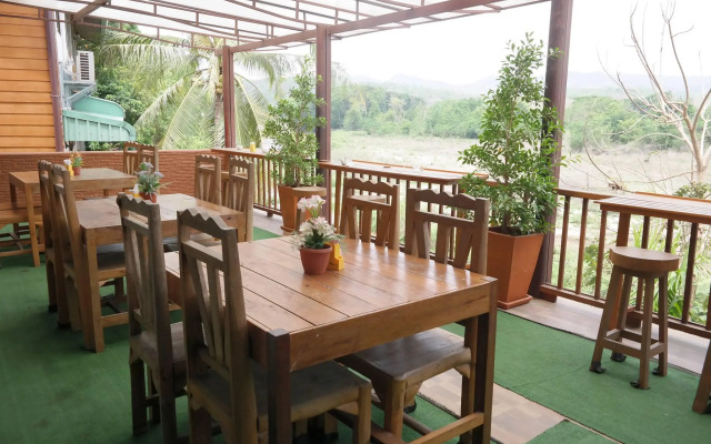 River Bank Resort