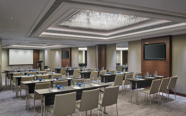 New World Millennium Hong Kong Hotel