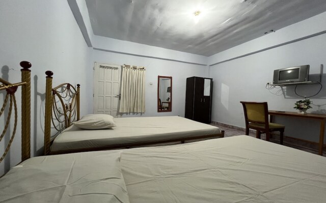 Hotel O Surya HotelNearTaman Anggrek Pkk Watansoppeng