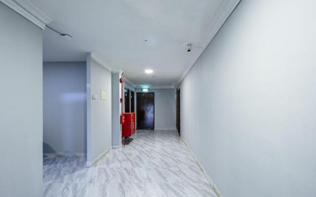 K Hotel 8