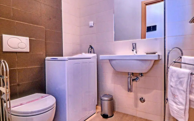 Modern Villa With Swimming Pool in Banjole