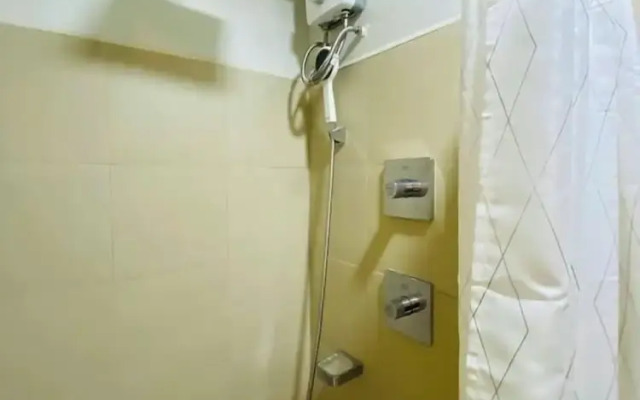 Shore 3 Tower 1 Unit 427