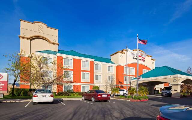 Best Western Plus Airport Inn & Suites