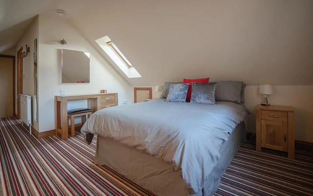 Lyde Cross Coach House