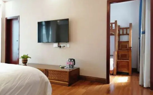 Chuxiong Yazhi Bieyuan Inn