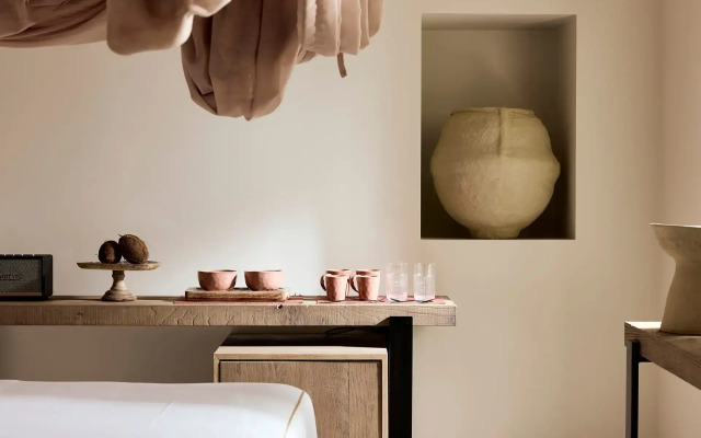 Niove Suites Milos