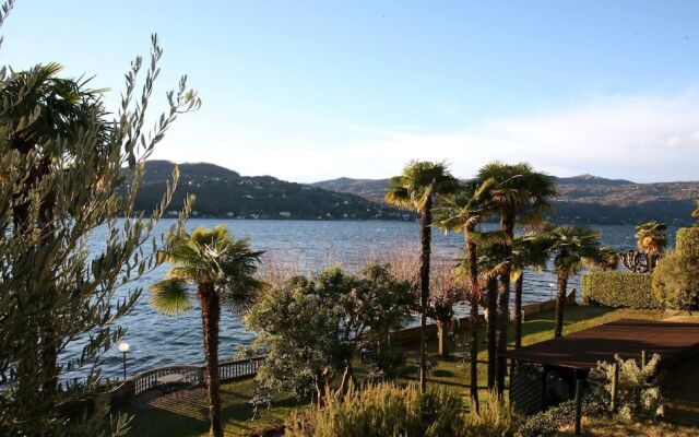 Hotel Lido di Angera