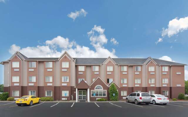 Microtel Inn & Suites by Wyndham Brandon