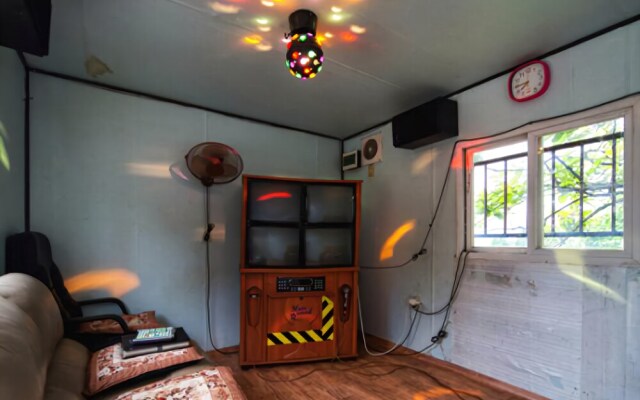 Daebudo Napoli Camping and Pension