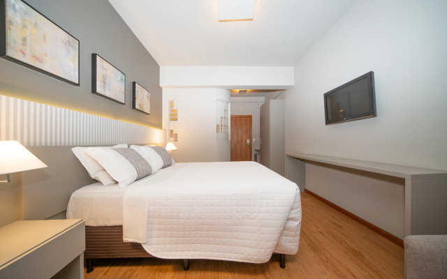 Hotel Laghetto Siena
