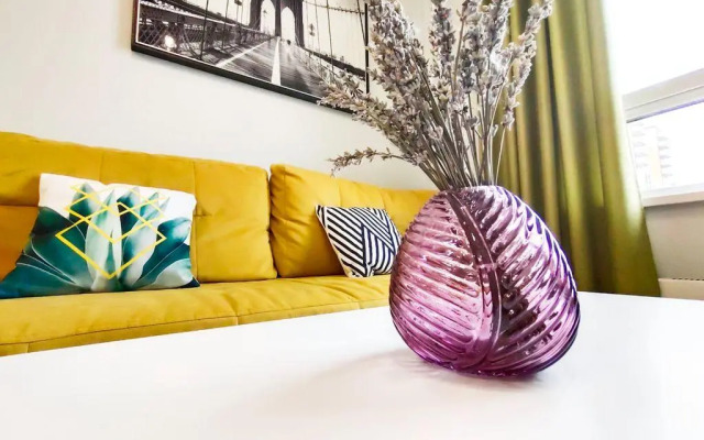 Глобус сеть апартаментов на улице Лётчика Грицевца 14А