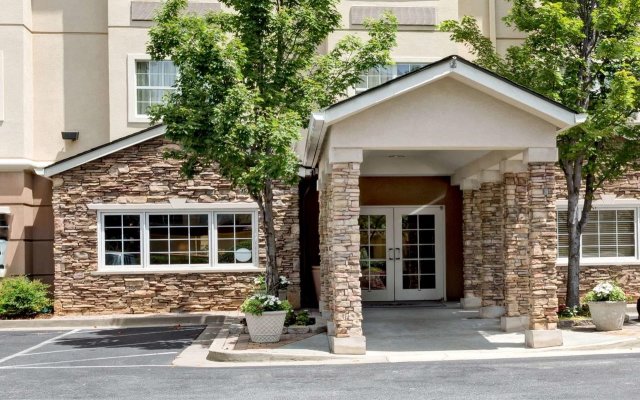 Microtel Inn & Suites By Wyndham Atlanta/Perimete