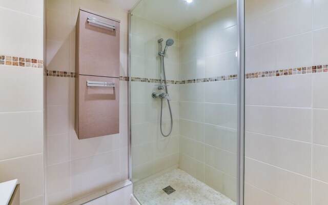Les Elfes Apartment 2
