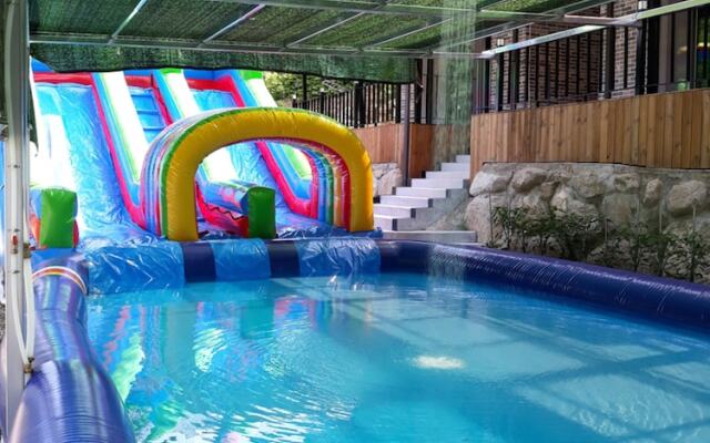 Pocheon stream pension