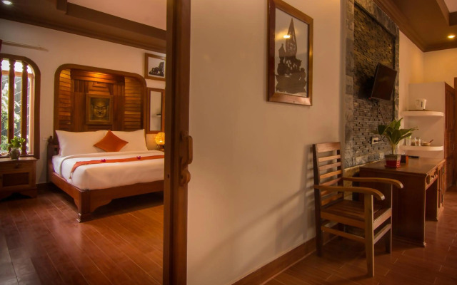 Ravorn Villa Boutique