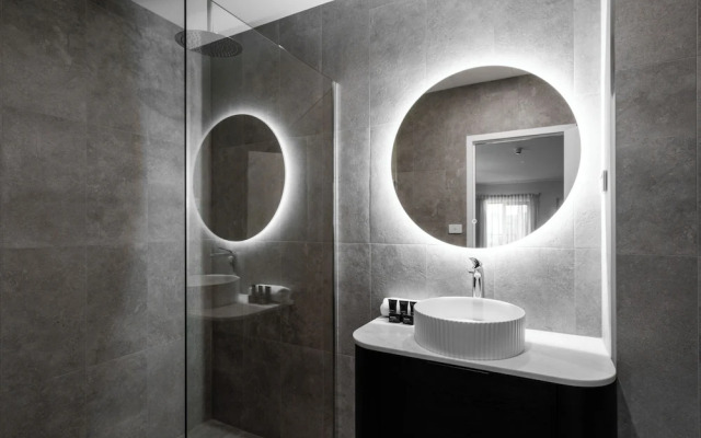 St Hugh Hotel Wagga Wagga